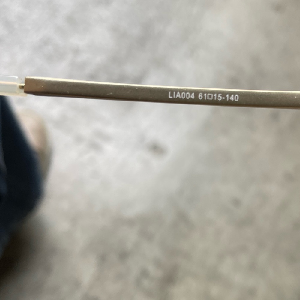 Sun Glasses - image 3